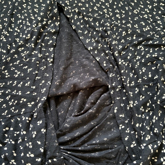 Kid’s tops bundle - Picture 5 of 10